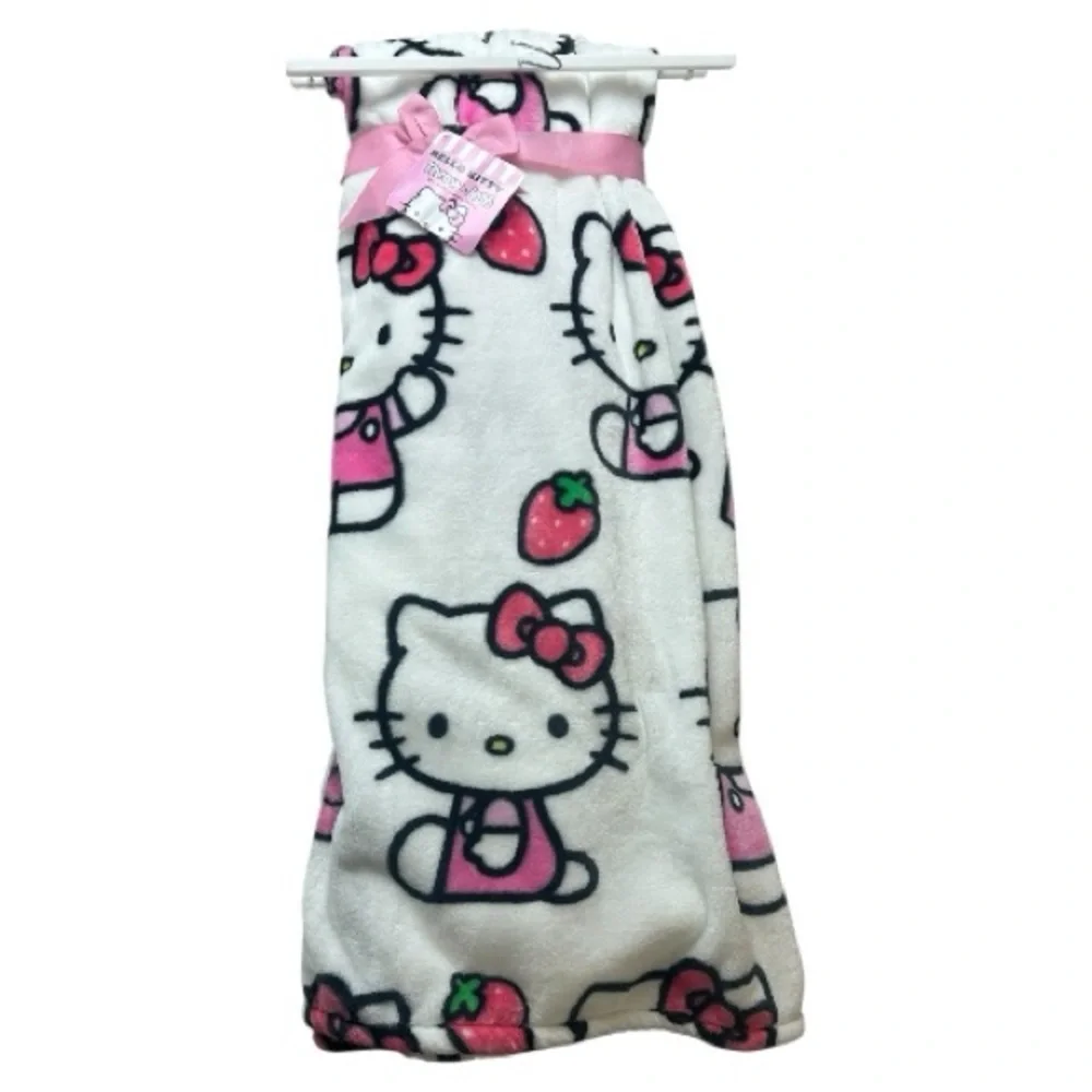NWT Hello Kitty Strawberry Milkshake Throw